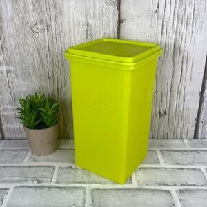 Tupperware Mosaic Modular 13 Cup Storage Neon Yellow
